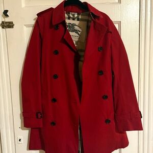 Burberry “ The Kensington” rare Red Trench Coat